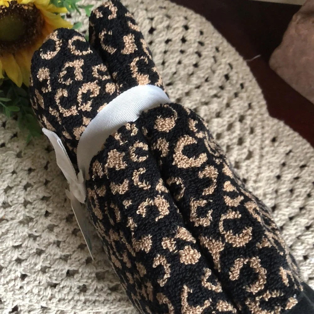 Rachel Zoe Black and Tan Leopard Hand Towels